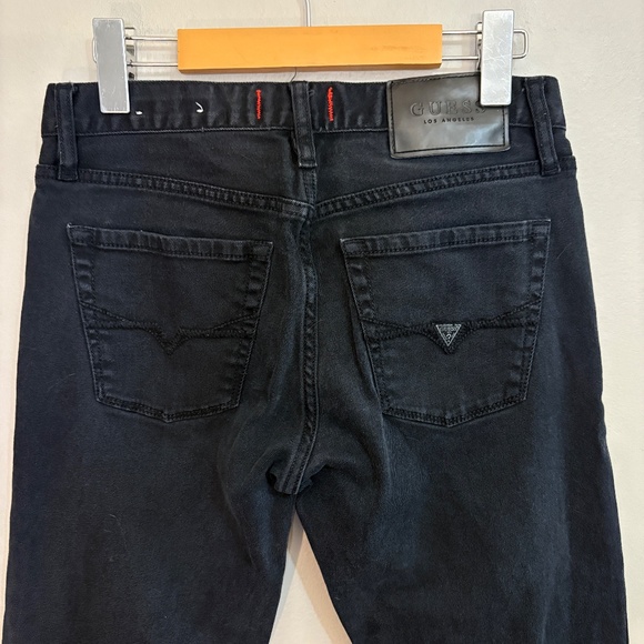 $19❄️ Guess Slim Straight Black Jeans Size 29x32 - Picture 15 of 15